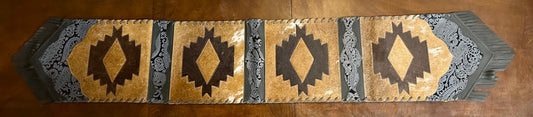 Light Brown/Dark Brown/White Table Runner